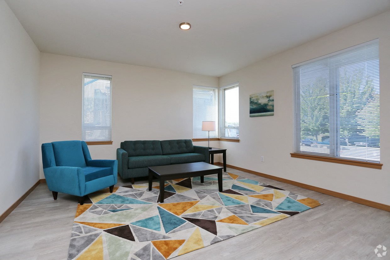 Gallery Photo 14
